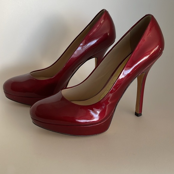Joan & David Flipp Red Patent Leather Heels - Picture 5 of 5
